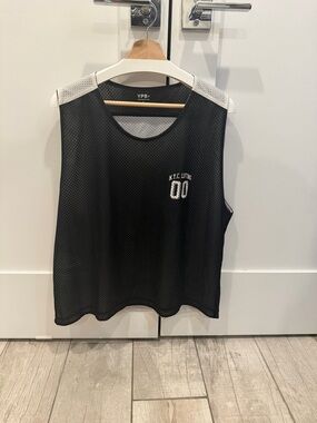 Abercrombie YPB Black Mesh Athletic Tank Top Cropped
